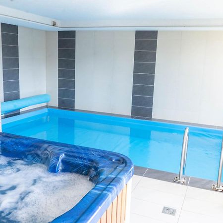 Cac Wellness Apartment Siofok Bagian luar foto
